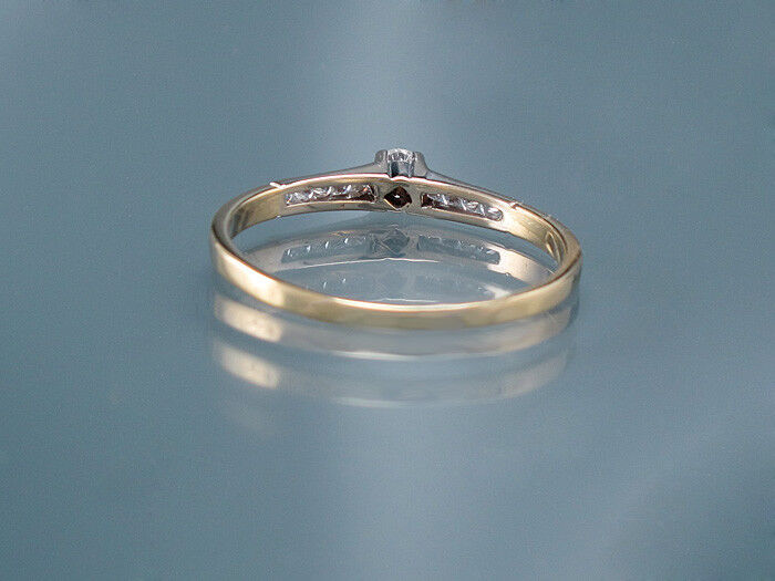 Ring mit Brillanten ca. 0,30 ct in 750/18K Gelbgold/Weißgold - 2,0 g - Gr. 62