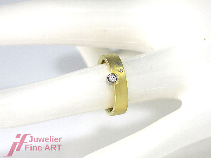 RING - 750/18K Gelb- & Weißgold - Br. 0,06 ct TW/SI - Gr. 53,5 - 8,1 g