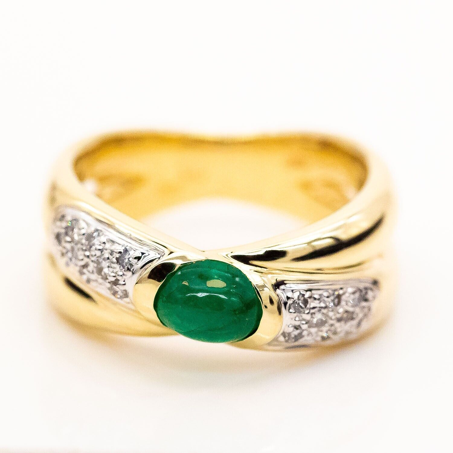 Ring 18K Gelbgold Smaragd 1,0ct 18 Brillanten 0,45ct TW/VS Gr.56 - Wert 3.000€