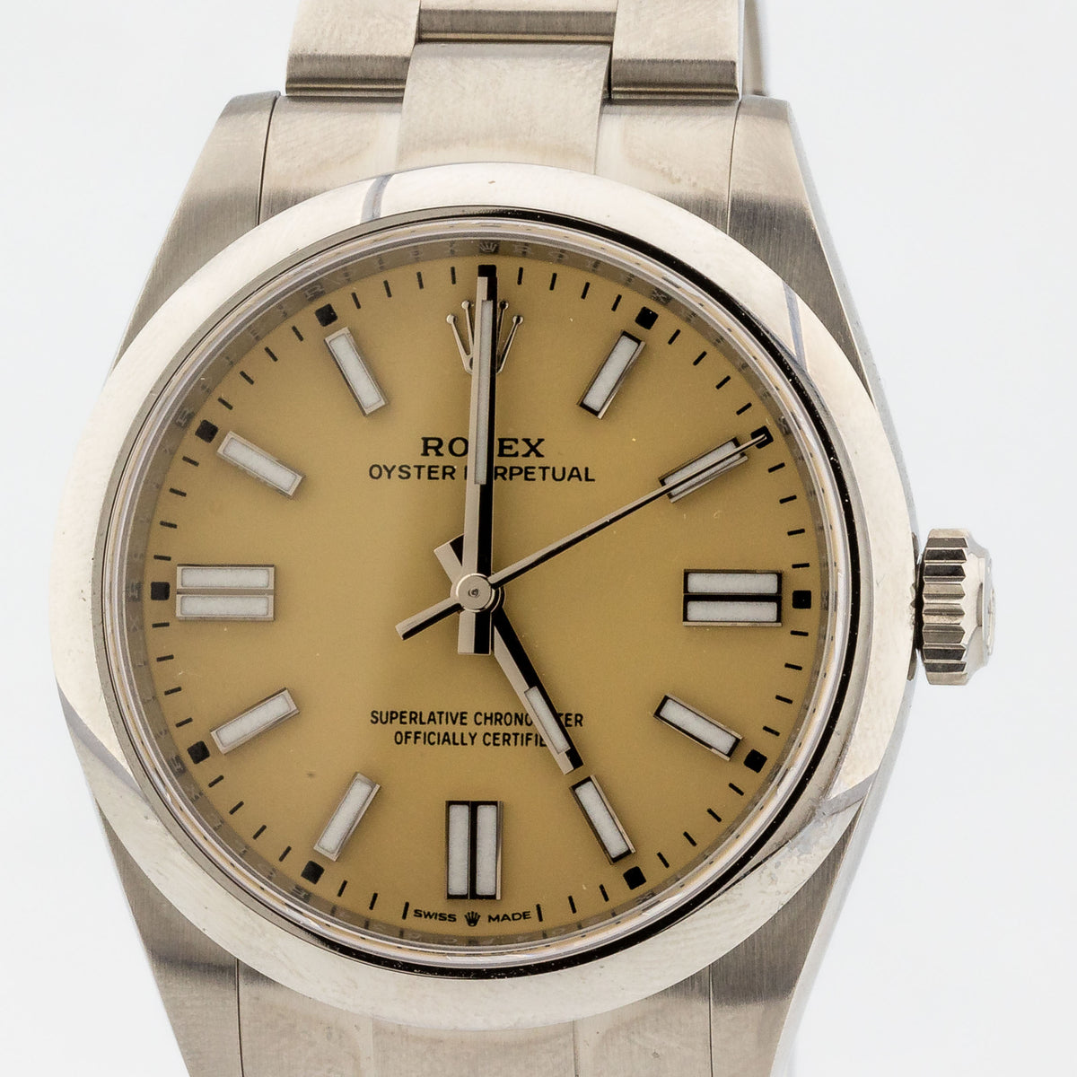 Rolex Oyster Perpetual Date 41 134300 BEIGE Fullset 2025 NEUWERTIG AK28708