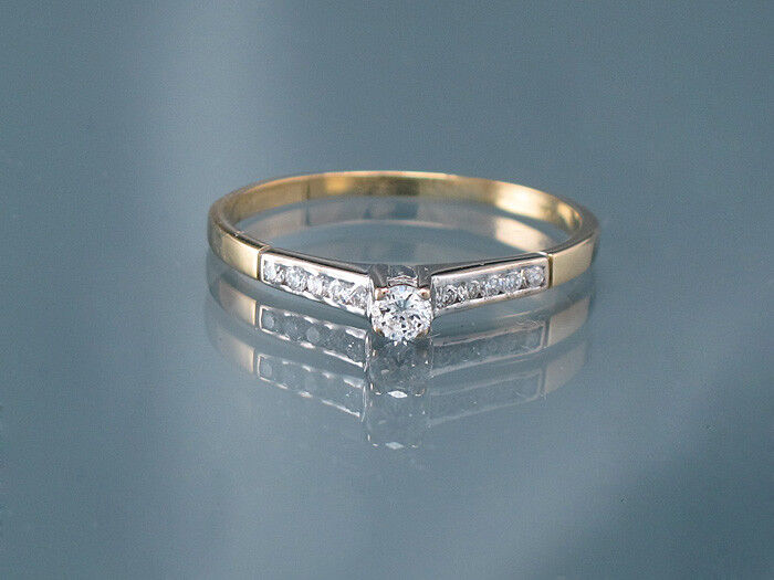 Ring mit Brillanten ca. 0,30 ct in 750/18K Gelbgold/Weißgold - 2,0 g - Gr. 62
