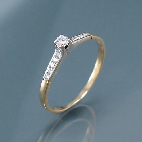 Ring mit Brillanten ca. 0,30 ct in 750/18K Gelbgold/Weißgold - 2,0 g - Gr. 62