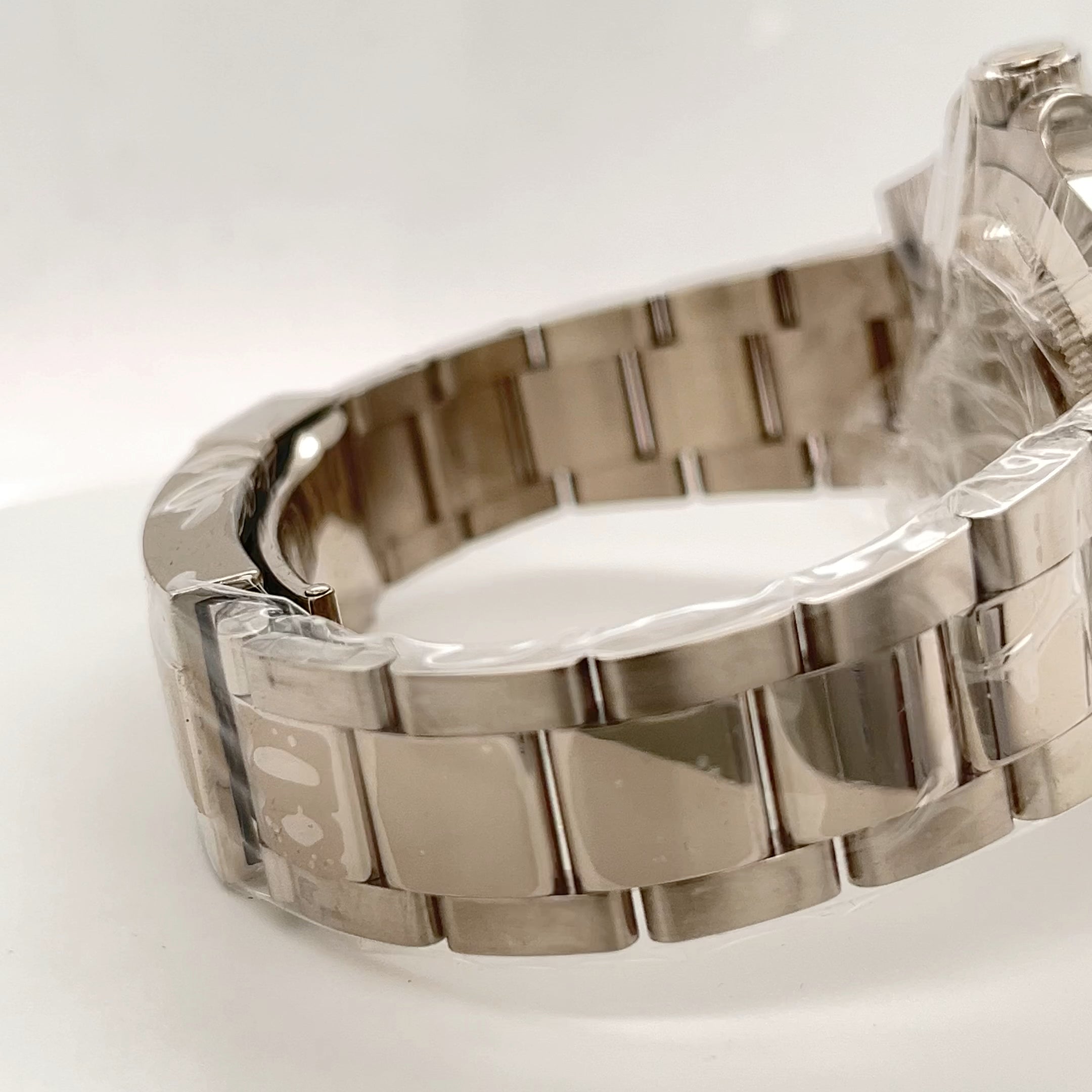 Rolex Submariner “Smurf” 18K Weissgold 40mm Ref. 116619LB Fullset 2014 LC100 Neuwertig